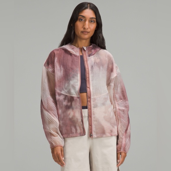 Lululemon team Canada translucent jacket size 12 - Picture 1 of 5